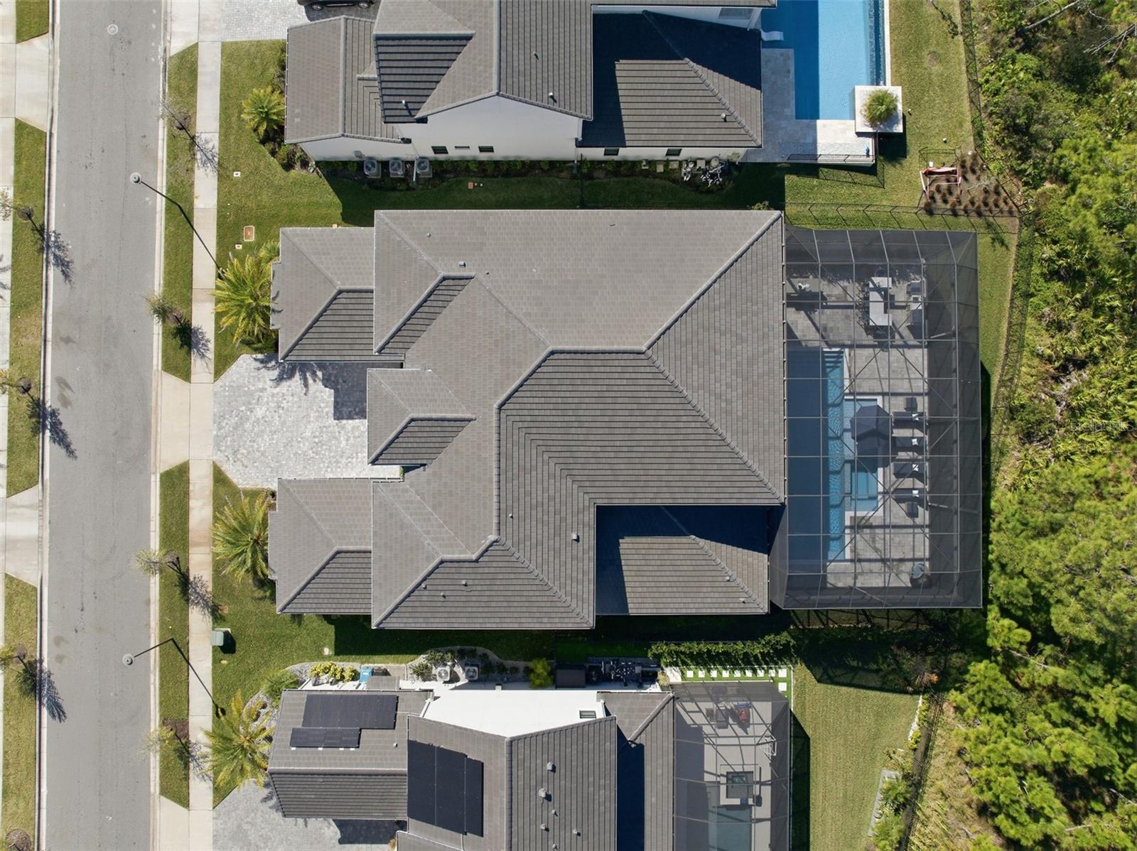 Image 90 of 97 For 9131 Santorini Drive