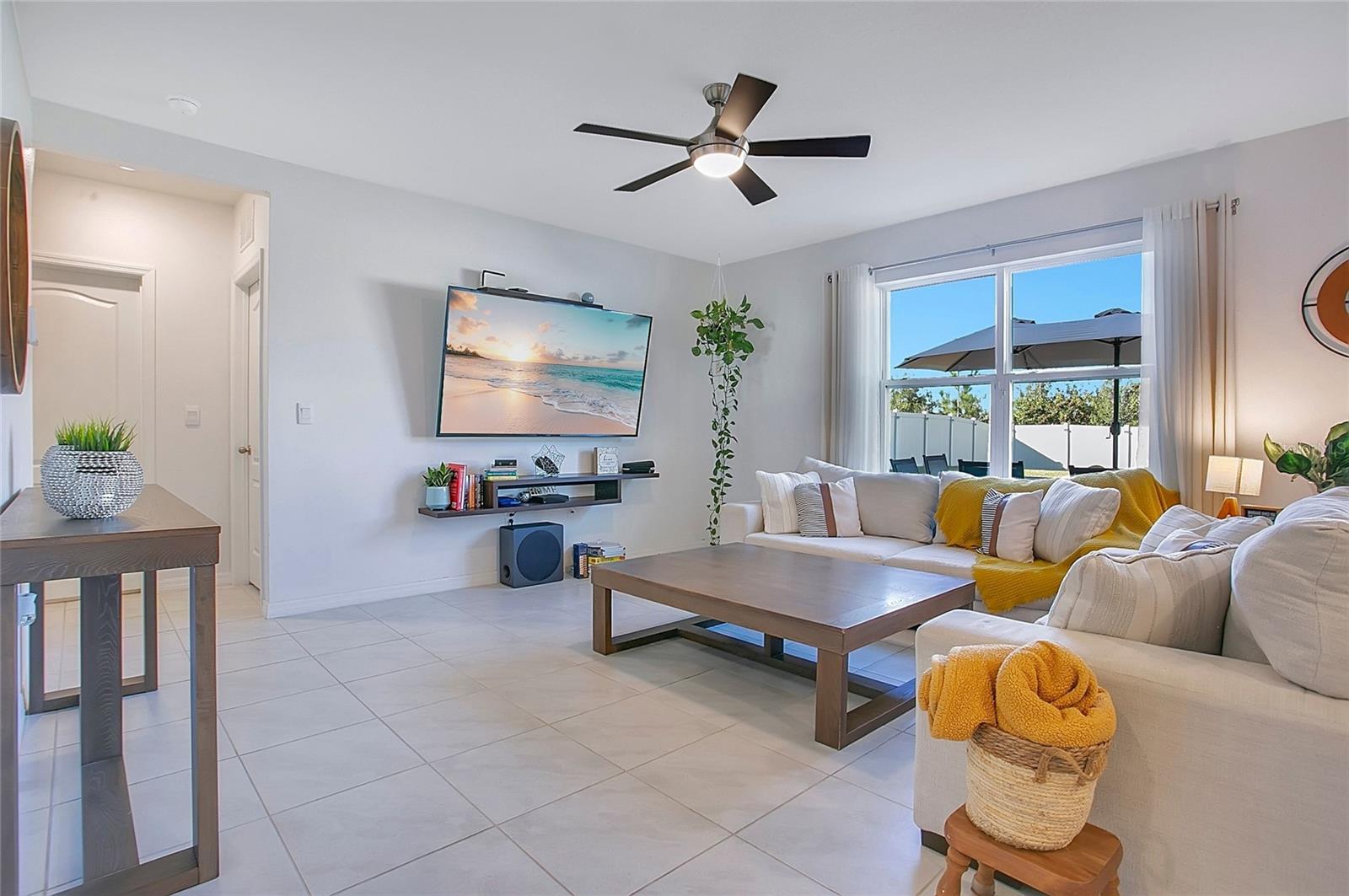 Image 4 of 38 For 3346 Eastgrove Terrace