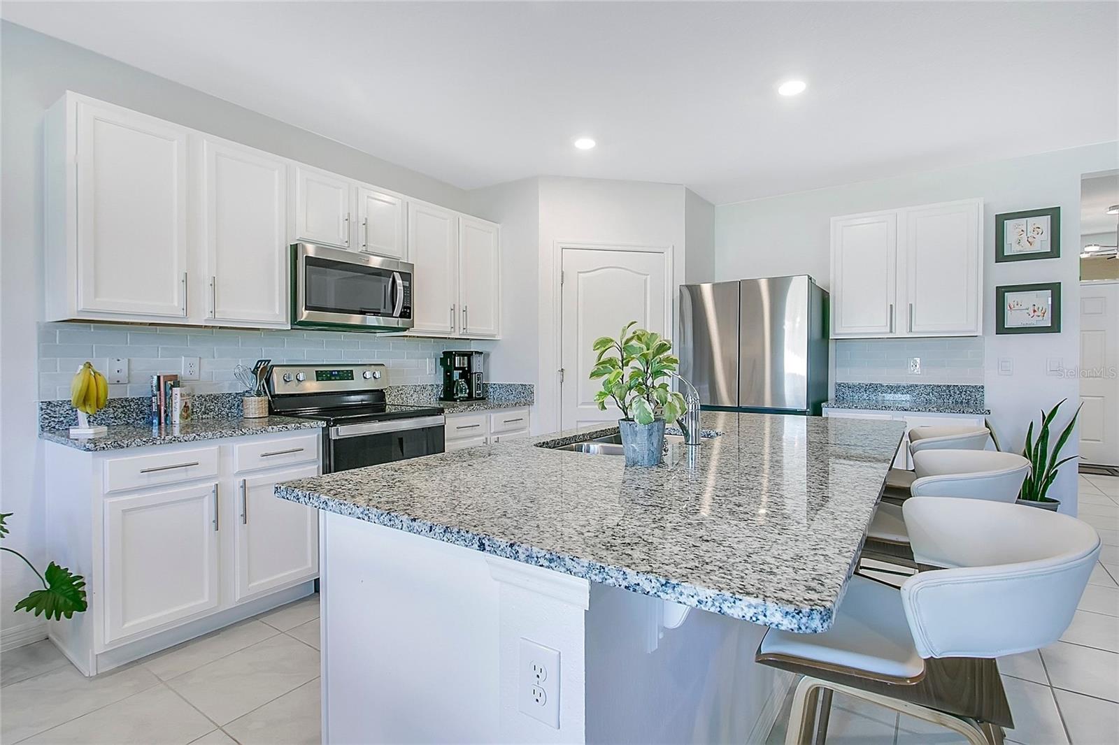 Image 8 of 38 For 3346 Eastgrove Terrace