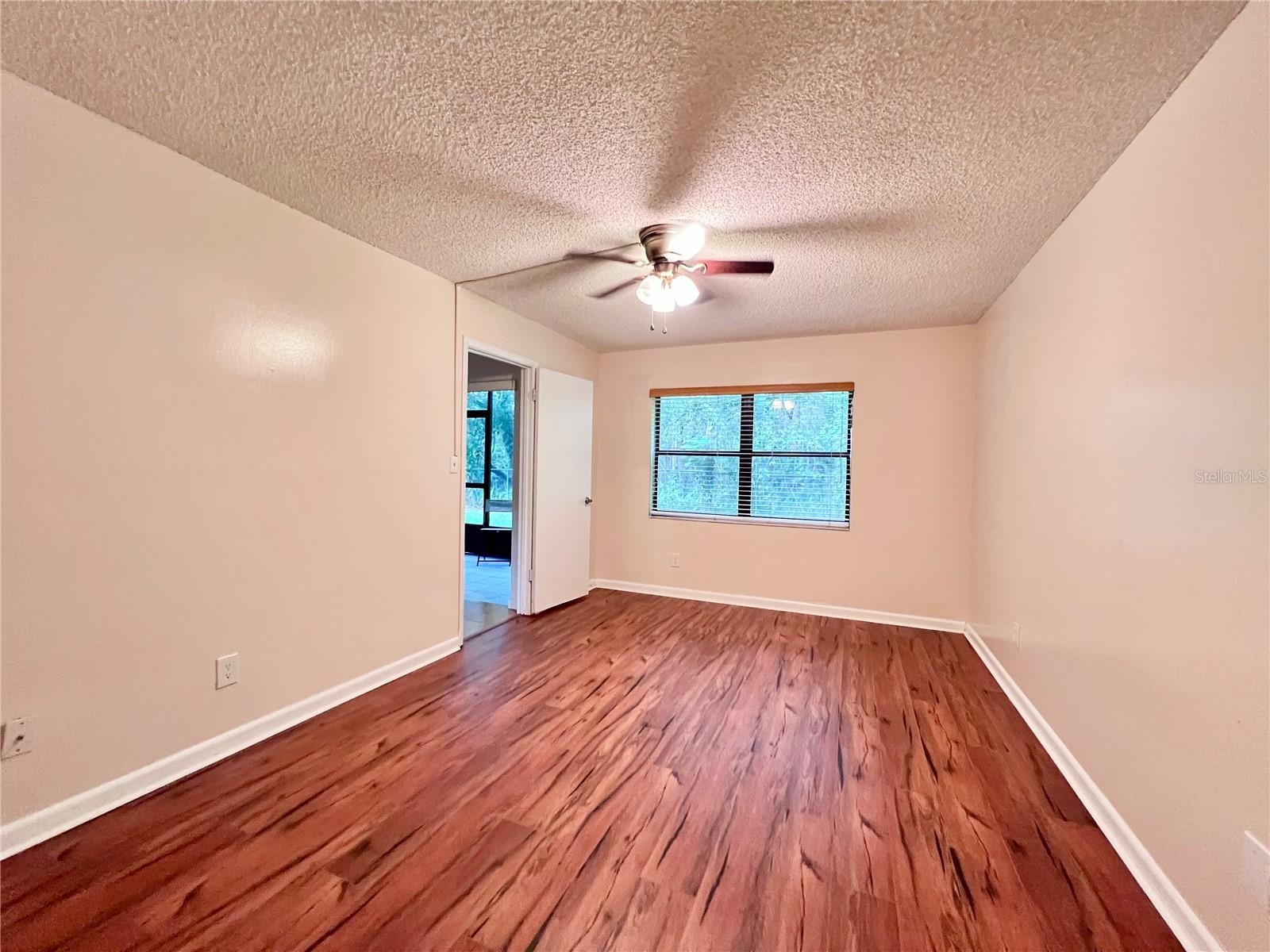 Image 6 of 20 For 3283 Westridge Boulevard 3283