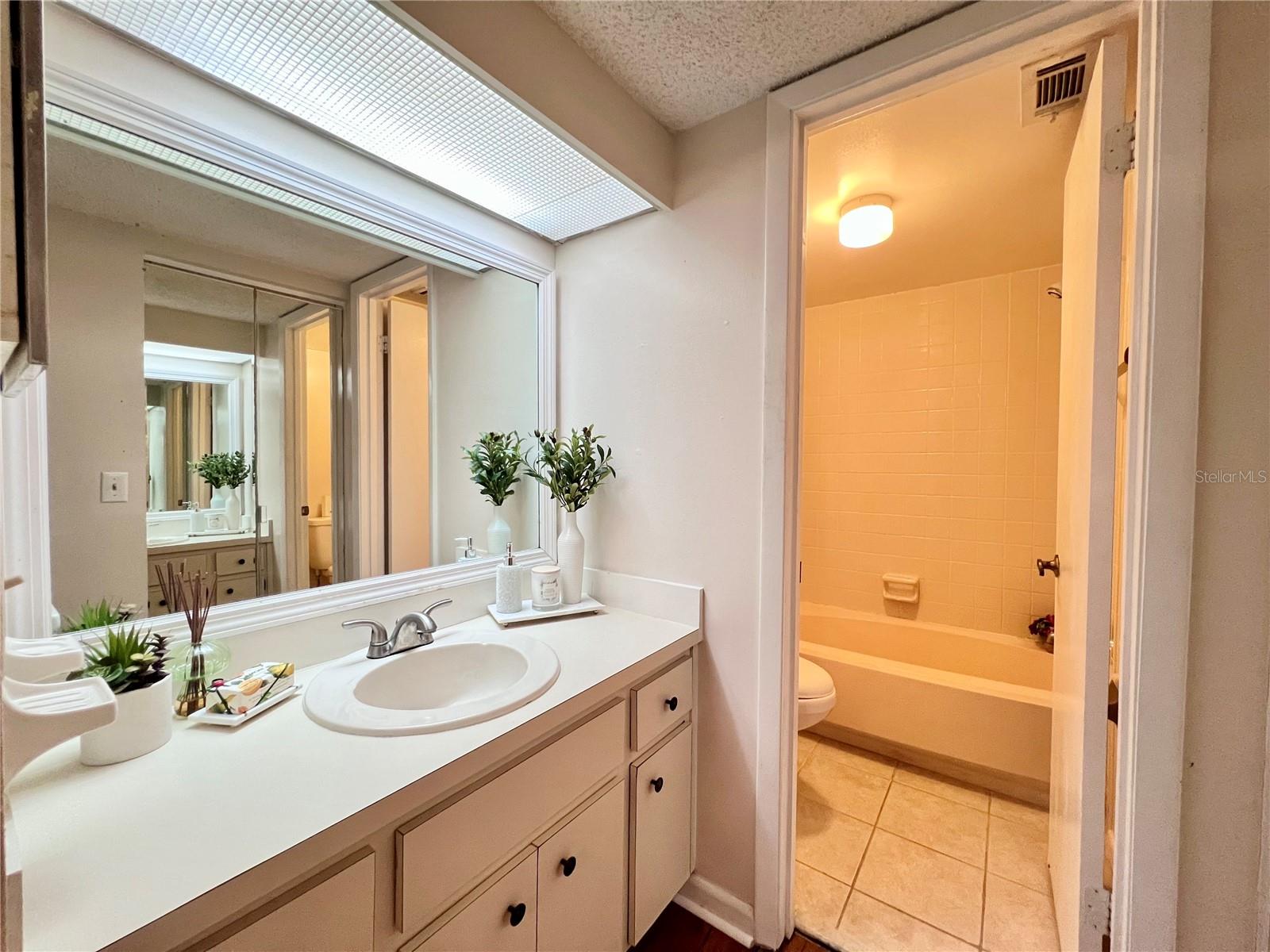 Image 8 of 20 For 3283 Westridge Boulevard 3283