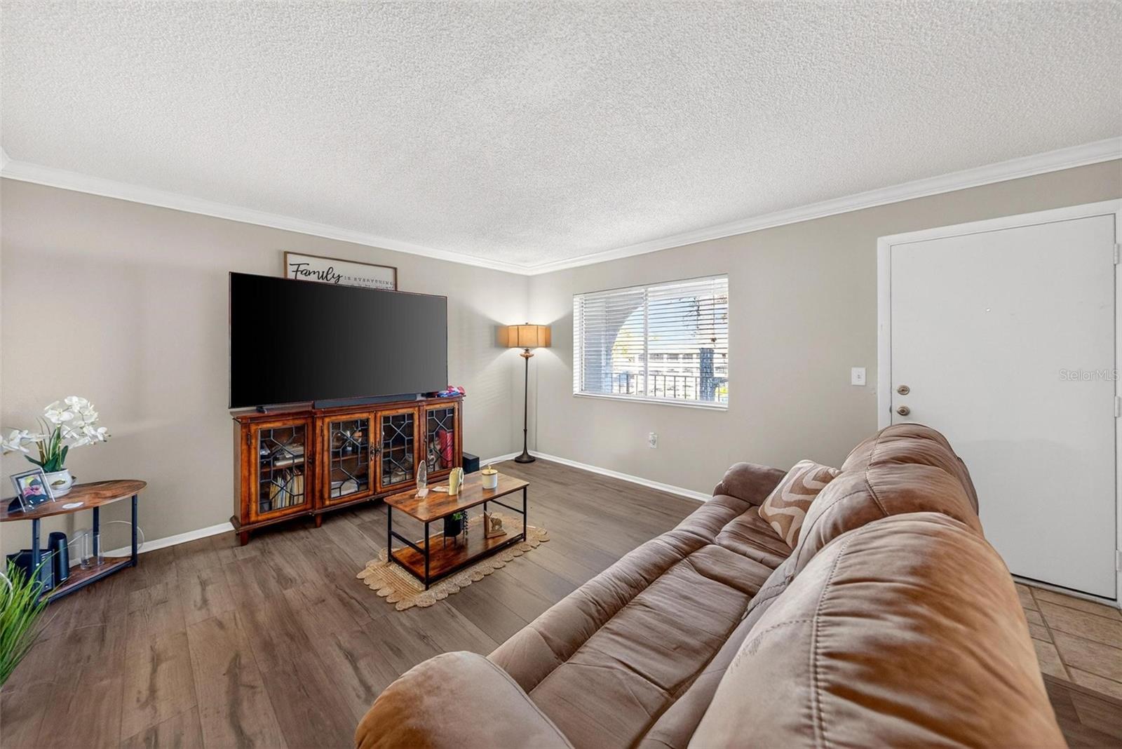 Image 14 of 27 For 115 Oyster Bay Circle 320