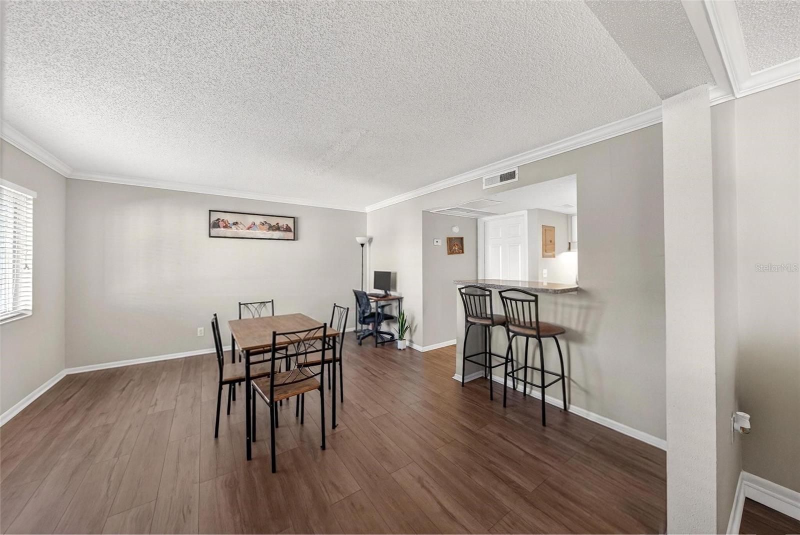 Image 15 of 27 For 115 Oyster Bay Circle 320