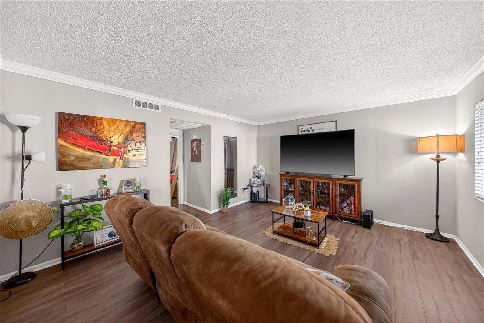 Image 7 of 27 For 115 Oyster Bay Circle 320