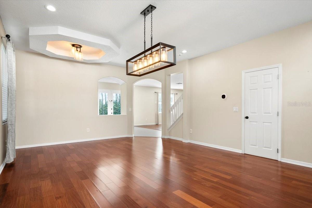 Image 8 of 44 For 2812 Daybreak Drive