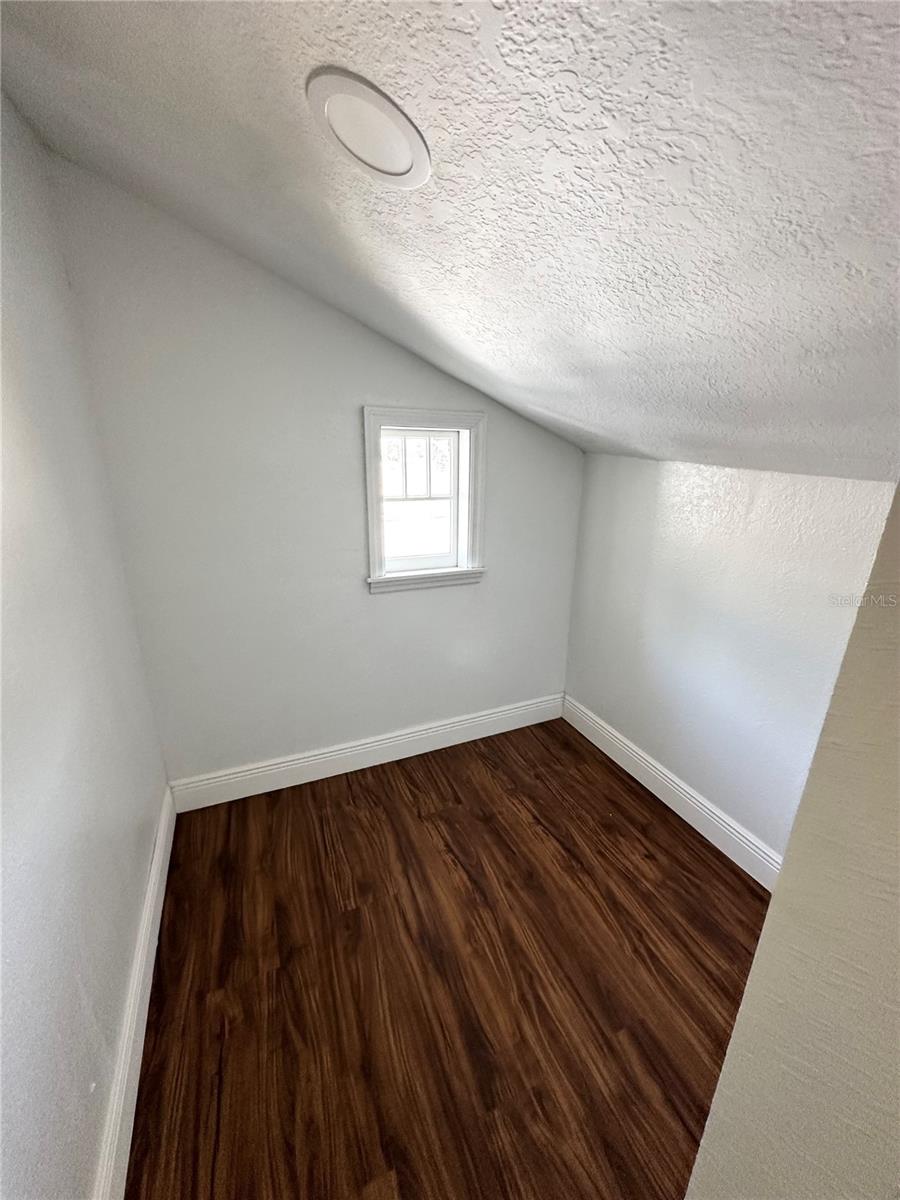 Image 18 of 30 For 1310 Polk City Road