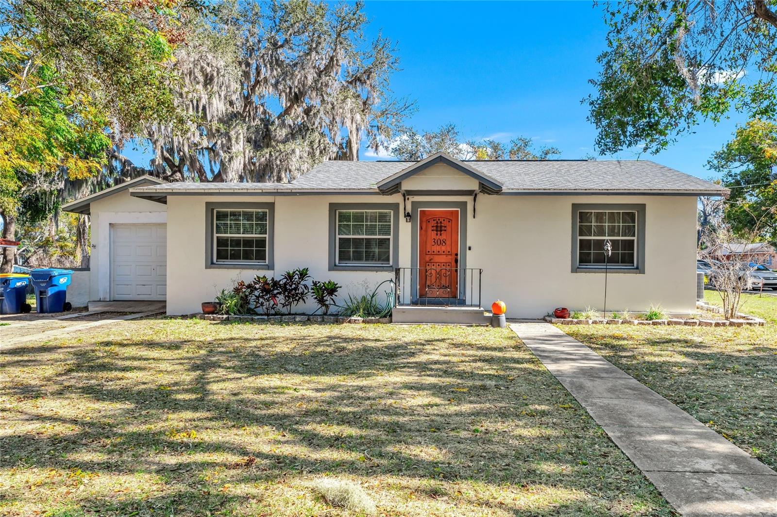 Details for 308 Palm Avenue, HOWEY IN THE HILLS, FL 34737
