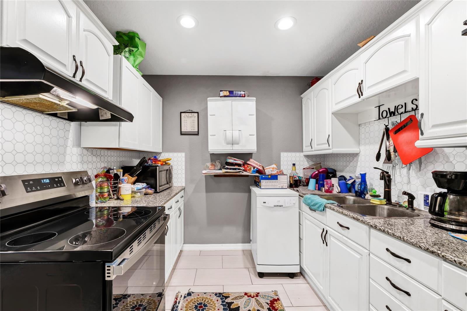 Image 2 of 39 For 308 Palm Avenue