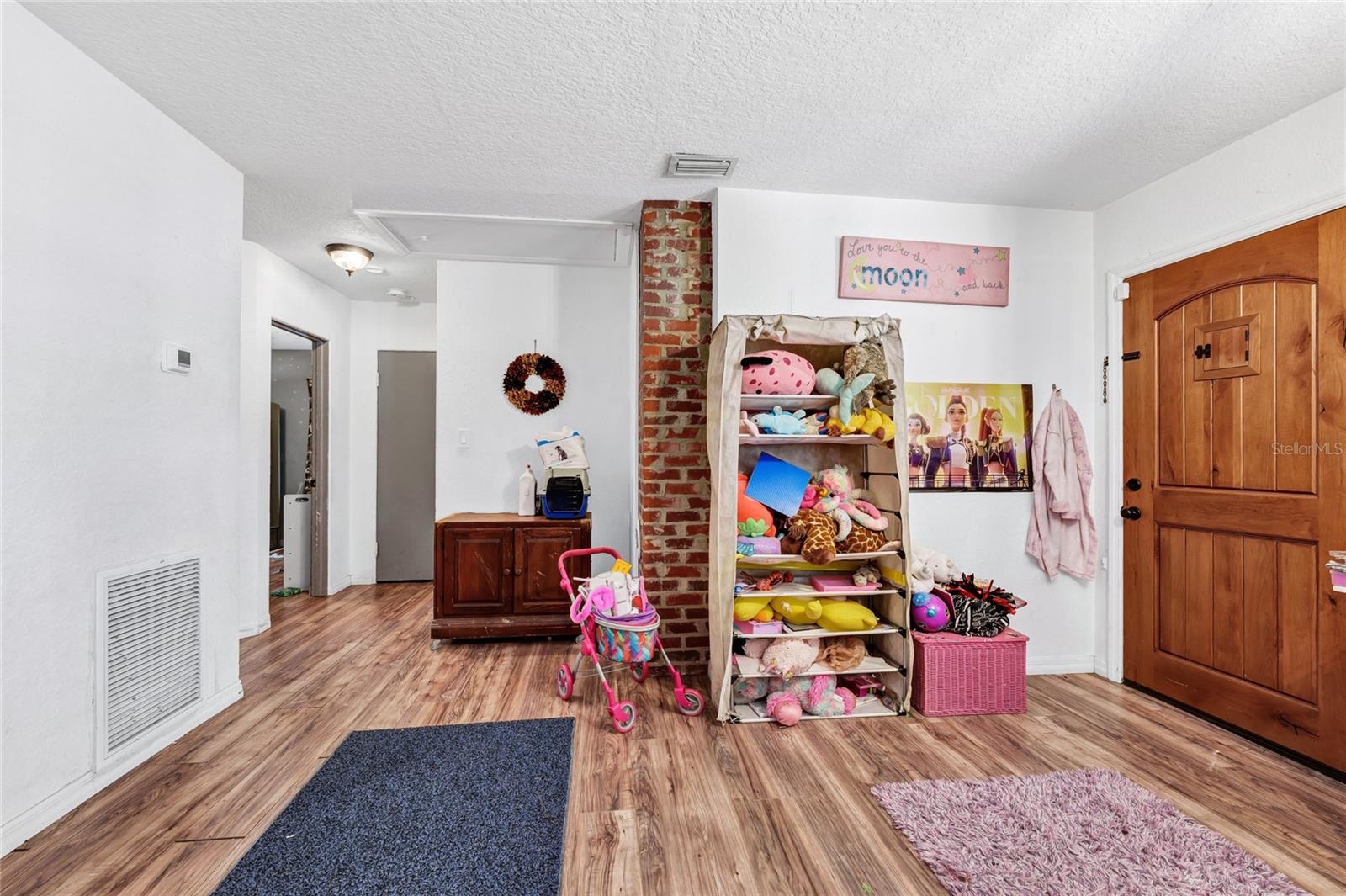 Image 8 of 39 For 308 Palm Avenue