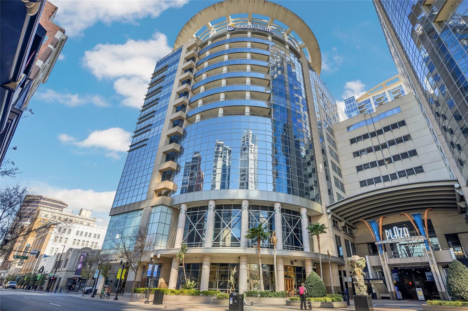 Image 2 of 31 For 121 Orange Avenue 820