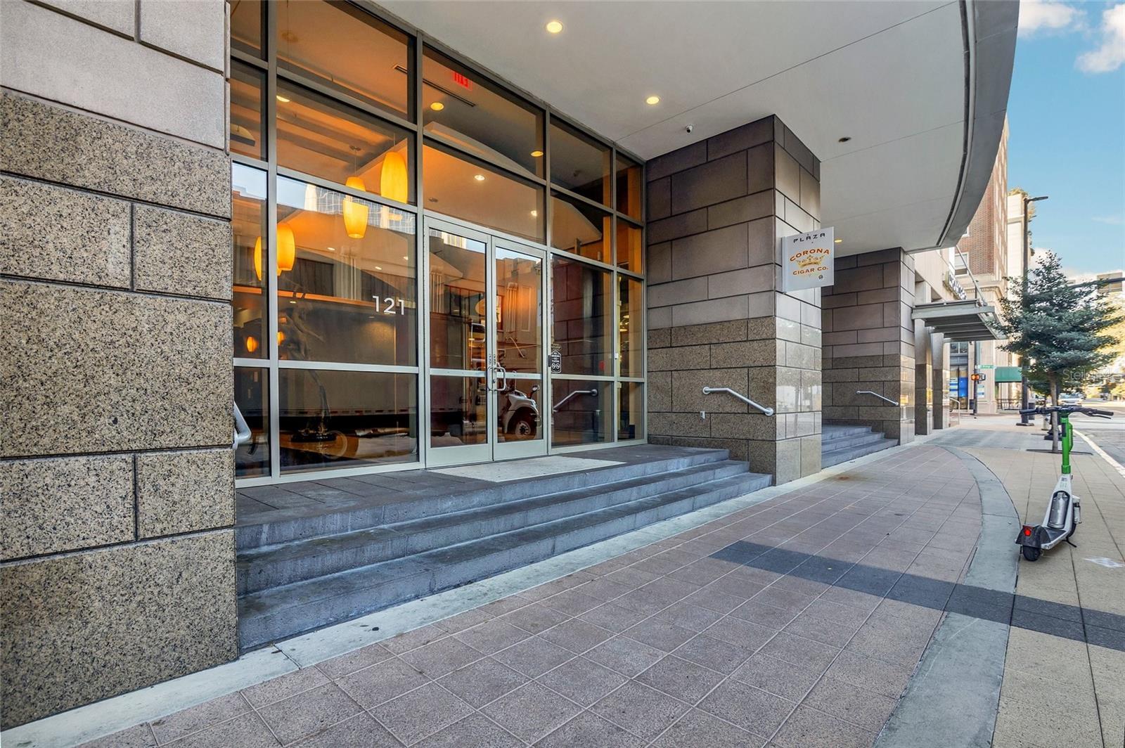 Image 3 of 31 For 121 Orange Avenue 820