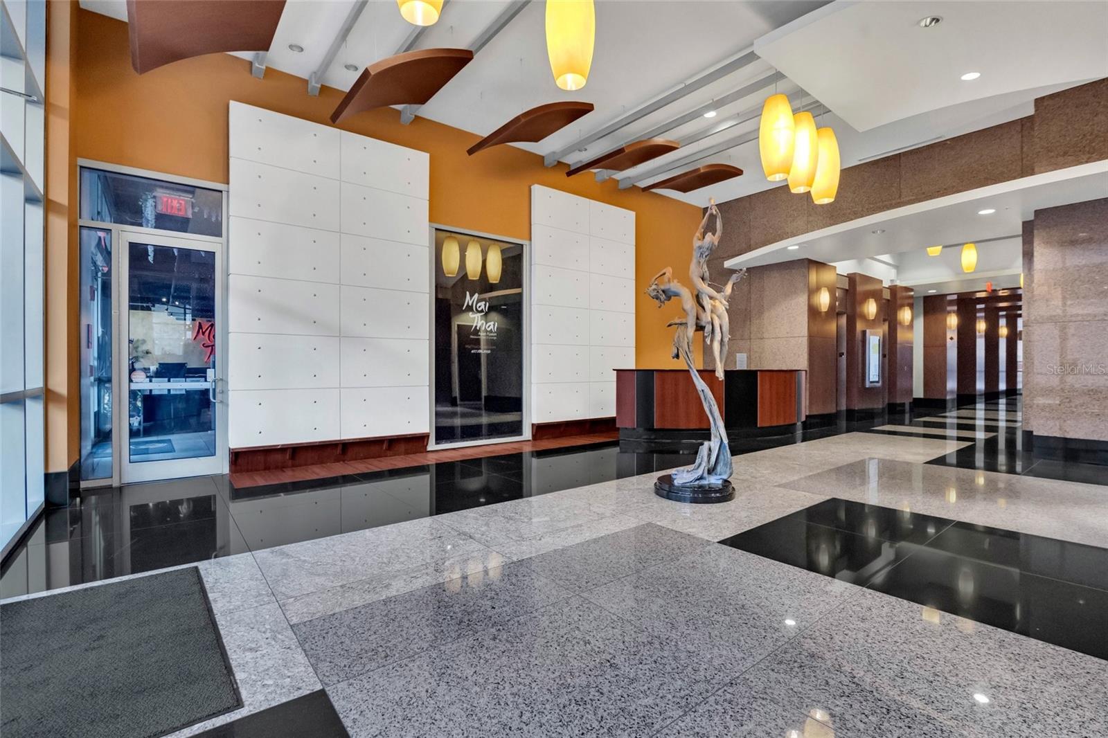 Image 4 of 31 For 121 Orange Avenue 820