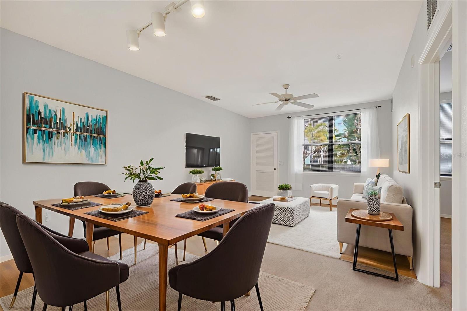 Image 17 of 48 For 5550 Michigan Street 1104