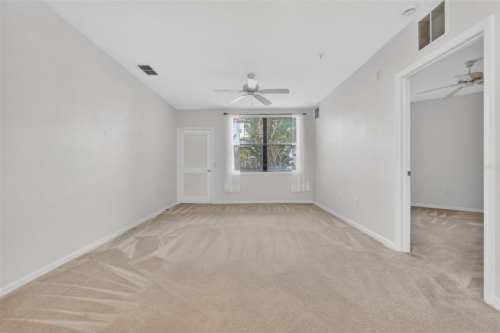 Image 20 of 48 For 5550 Michigan Street 1104