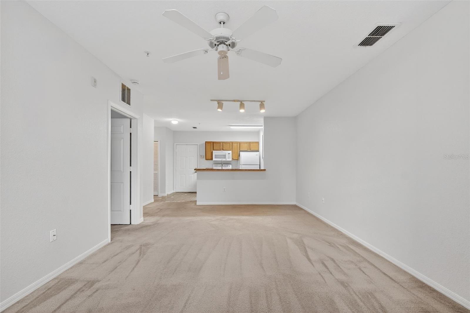 Image 22 of 48 For 5550 Michigan Street 1104