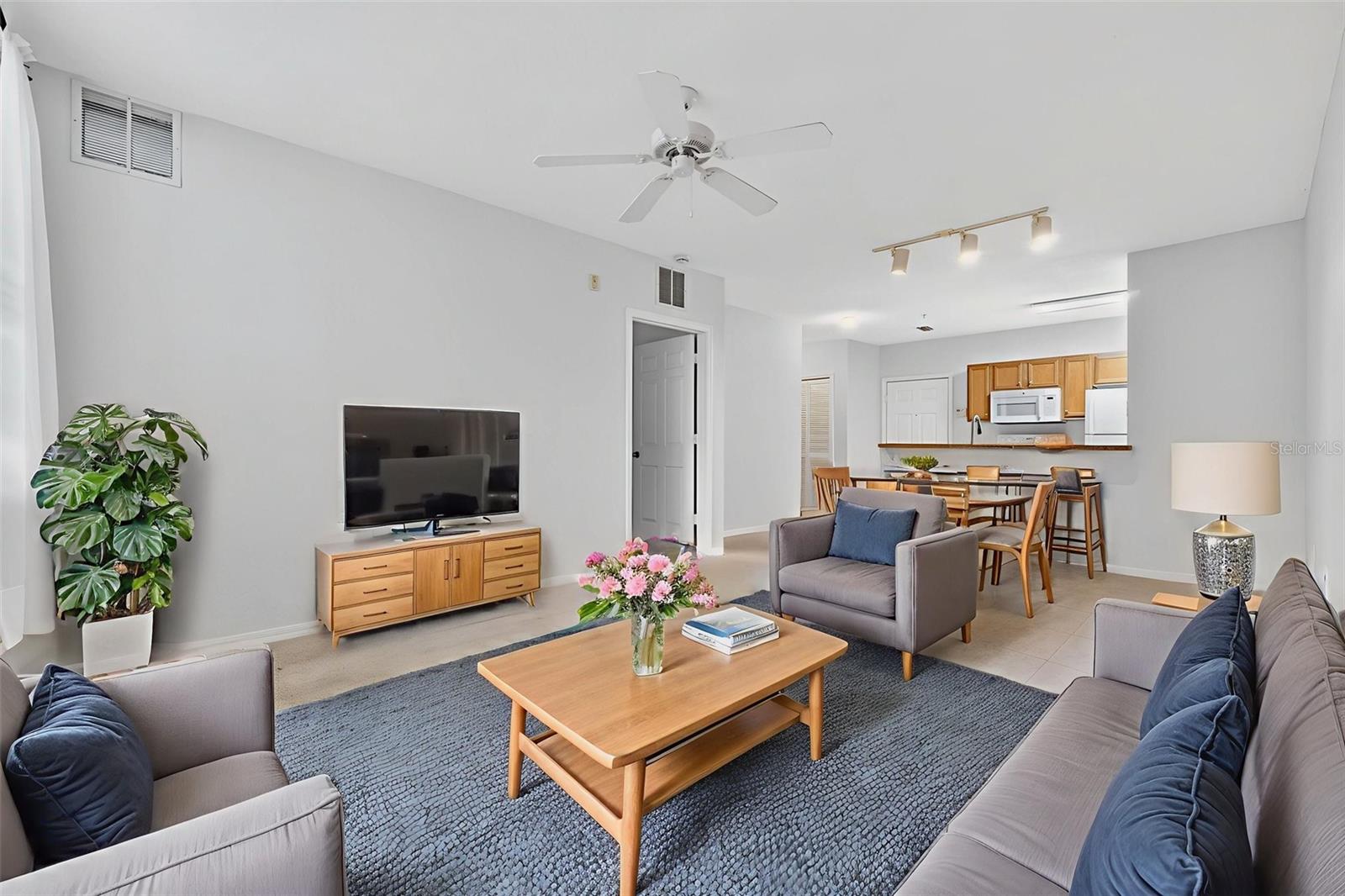 Image 25 of 48 For 5550 Michigan Street 1104