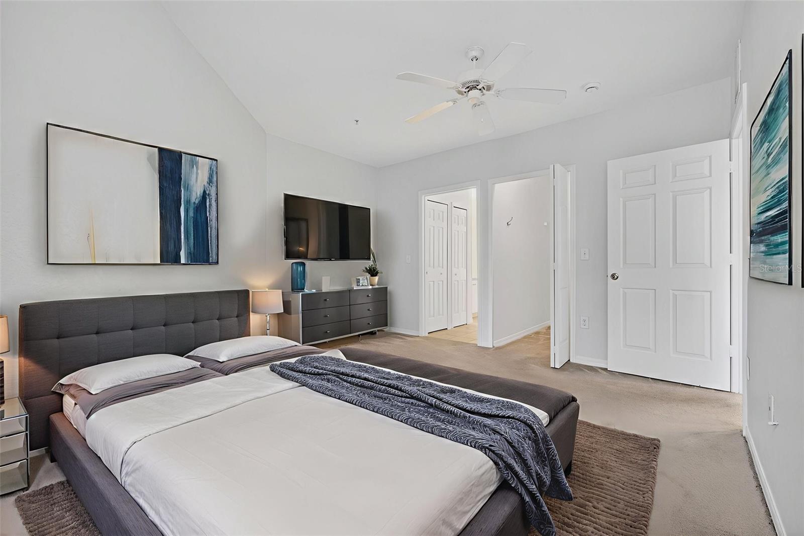 Image 30 of 48 For 5550 Michigan Street 1104