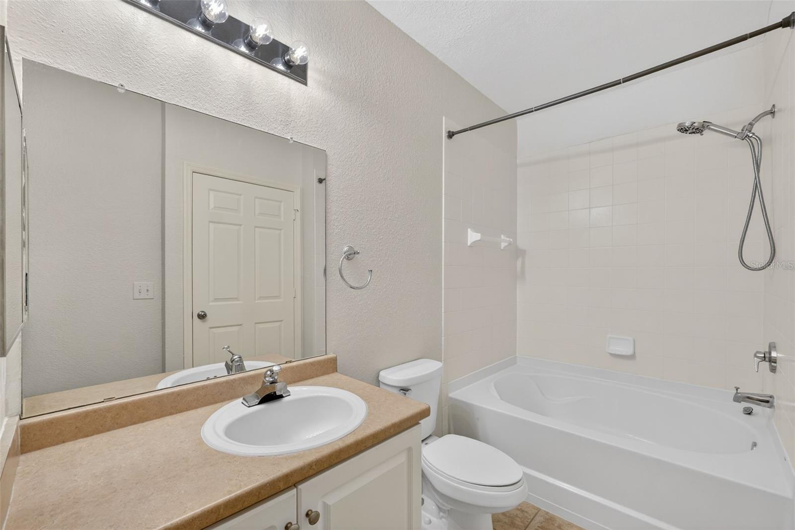 Image 37 of 48 For 5550 Michigan Street 1104