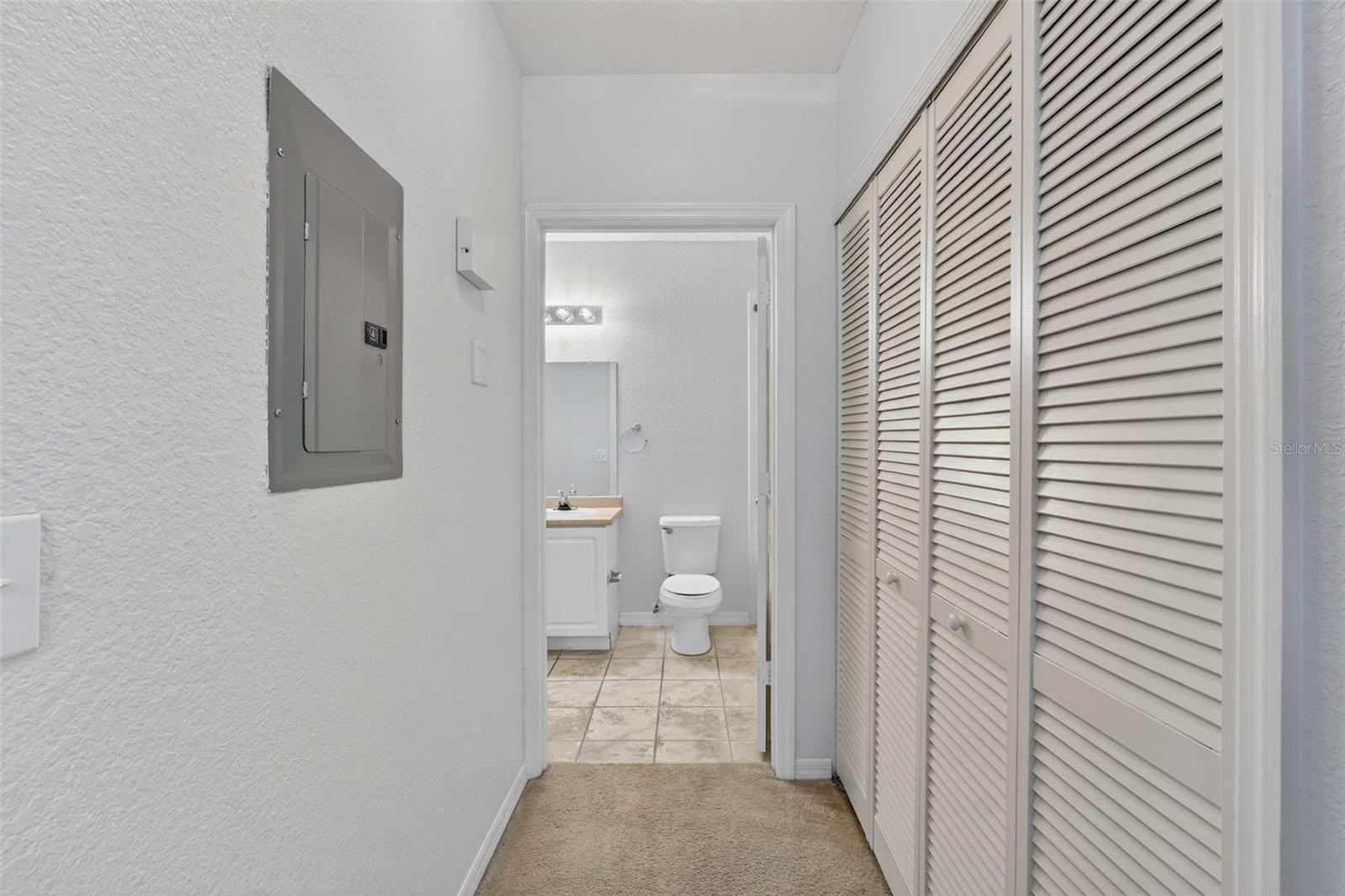 Image 38 of 48 For 5550 Michigan Street 1104