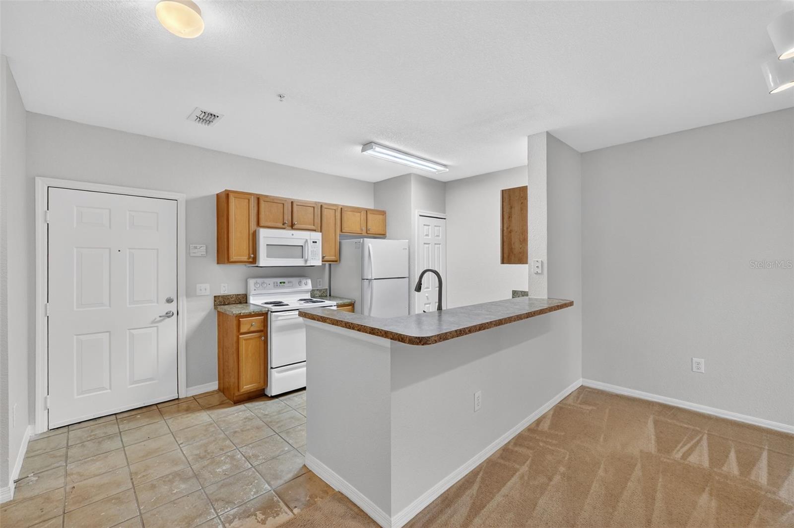 Image 8 of 48 For 5550 Michigan Street 1104