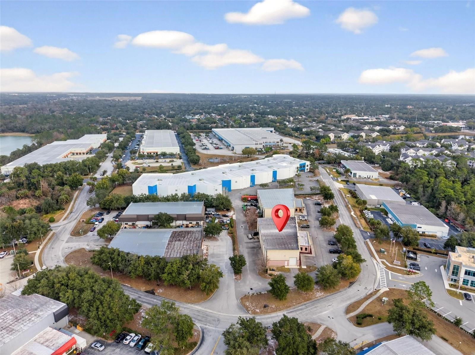 Listing photo id 48 for 551 Econ Circle