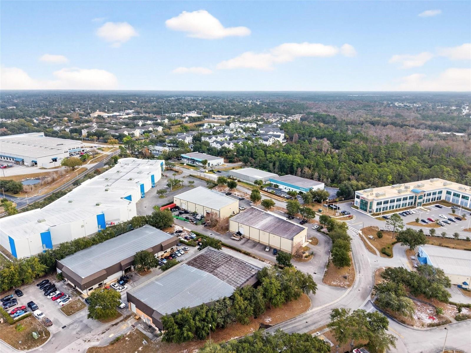 Listing photo id 49 for 551 Econ Circle