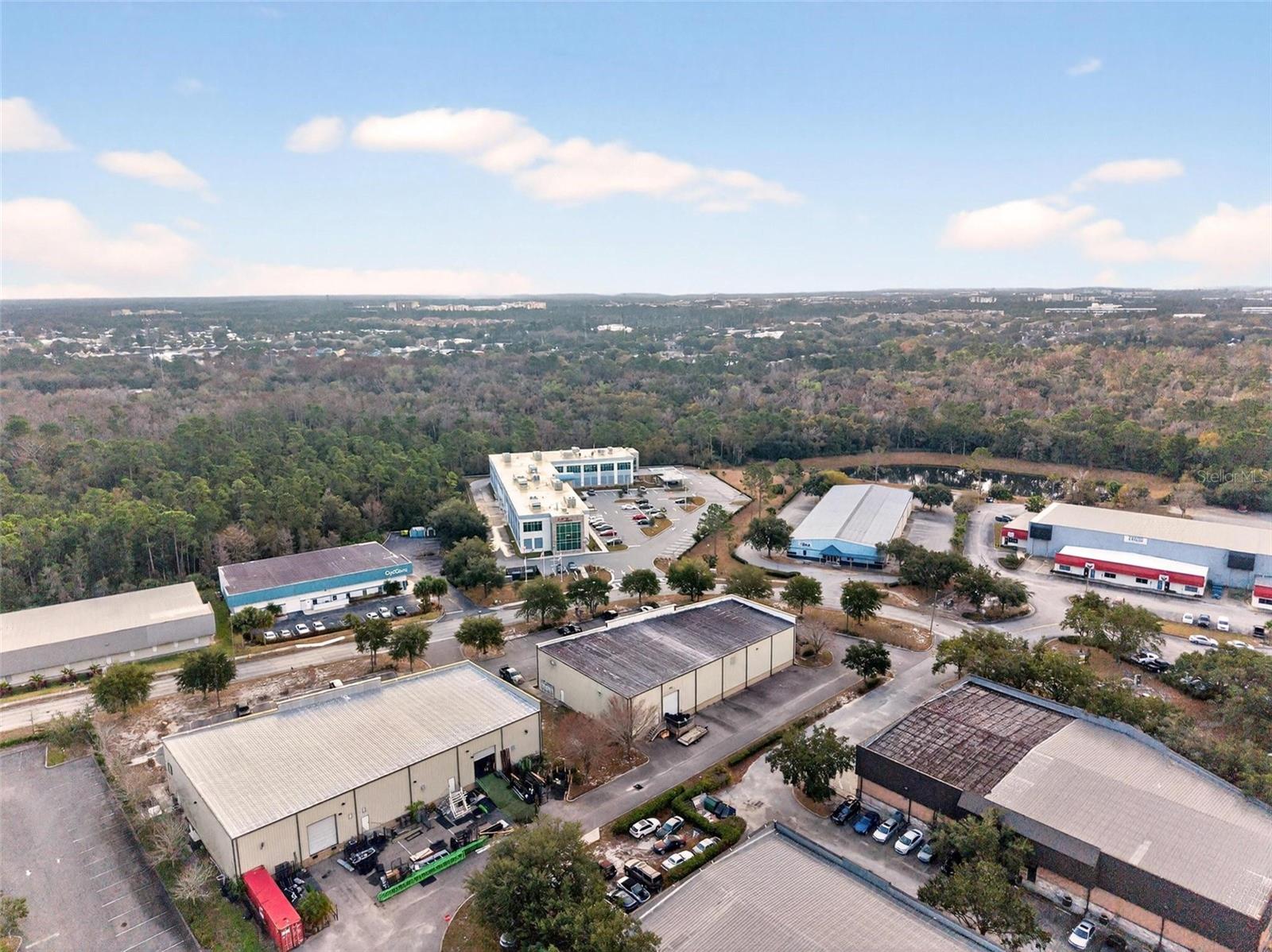 Listing photo id 53 for 551 Econ Circle