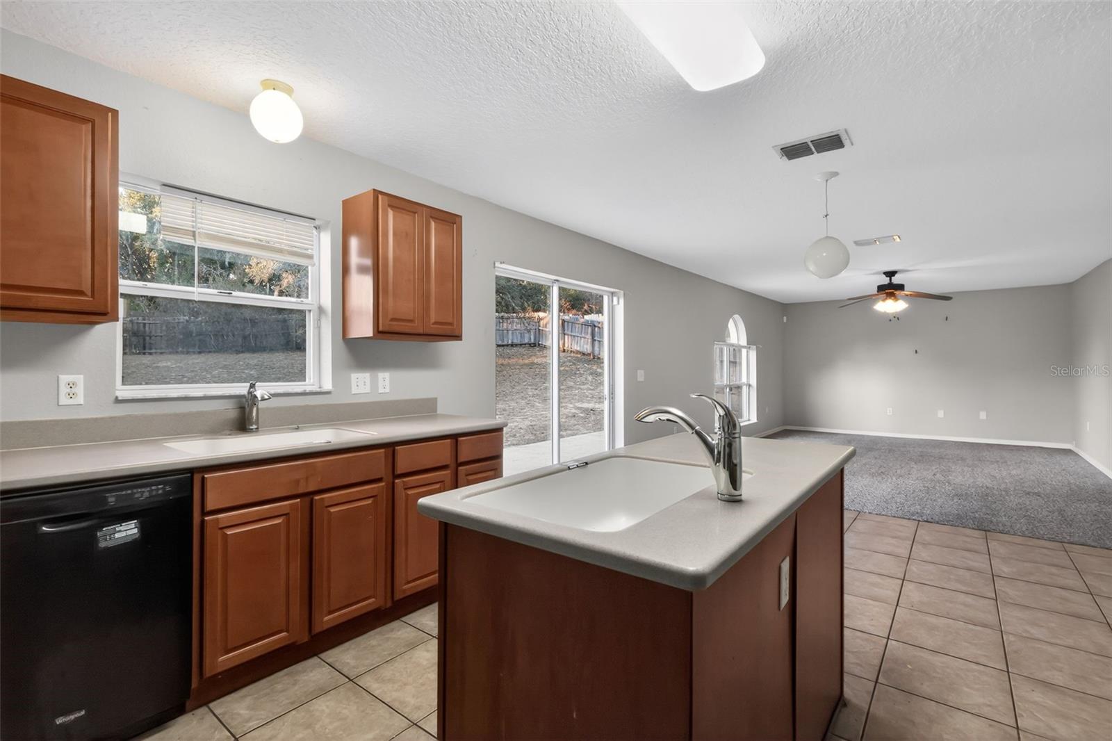 Image 22 of 31 For 831 Marietta Lane