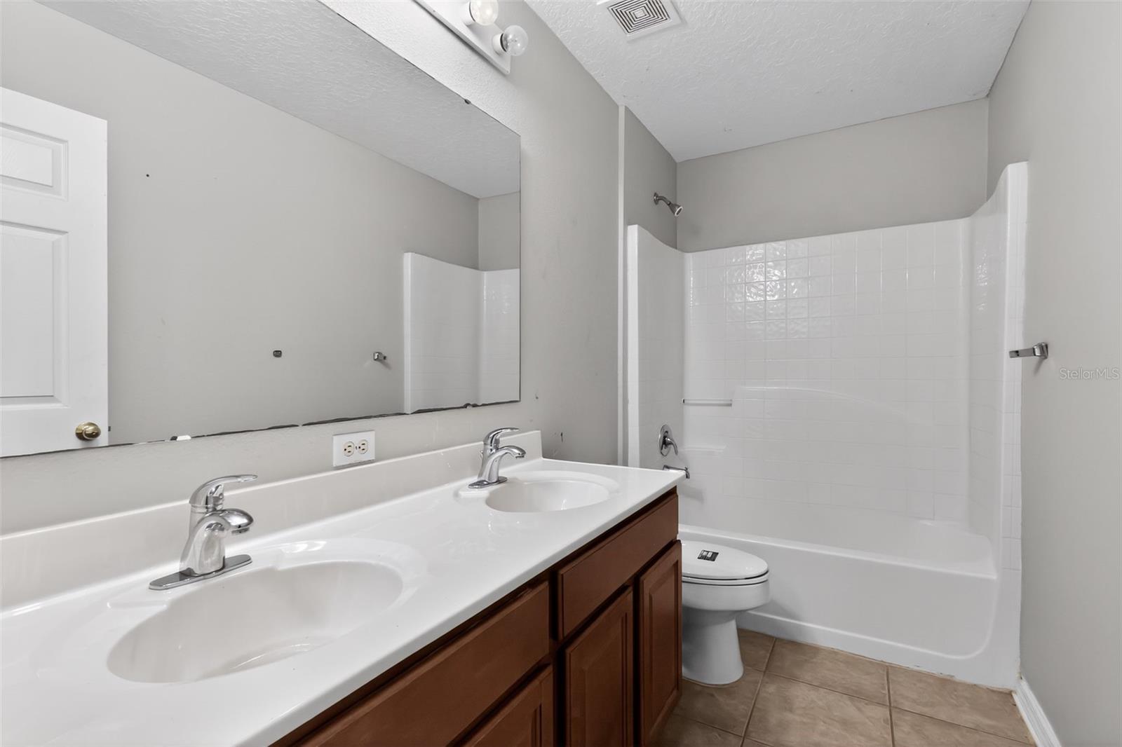 Image 28 of 31 For 831 Marietta Lane