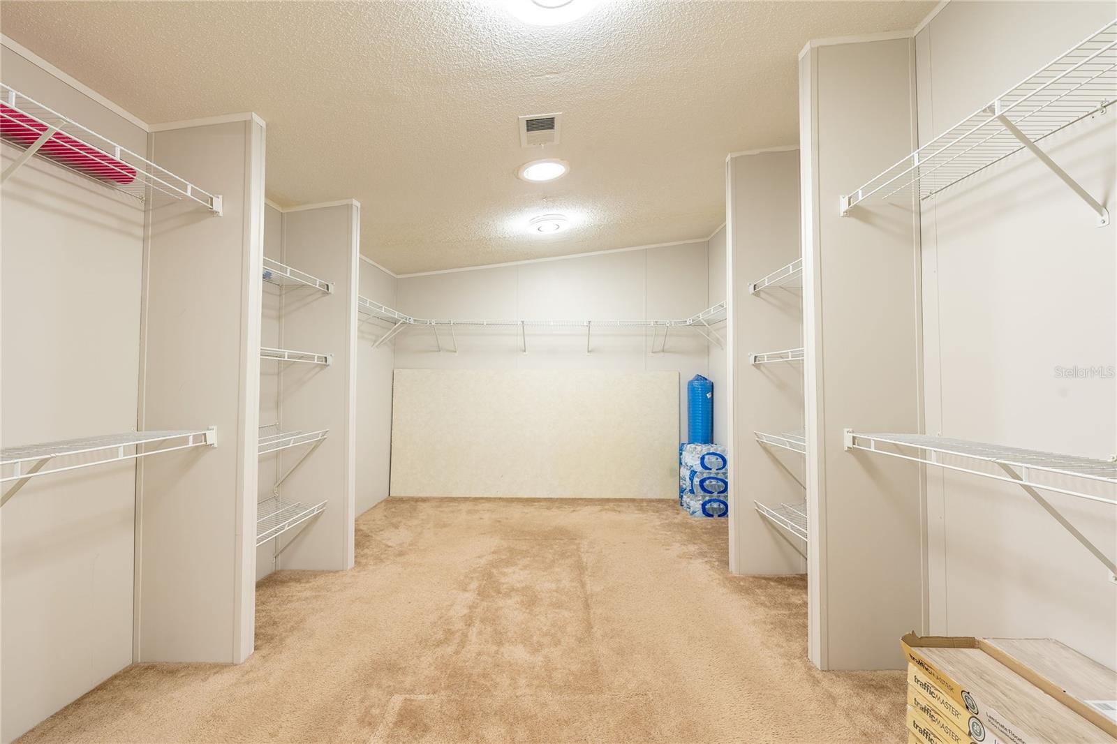 Image 18 of 37 For 13811 County Road 109d