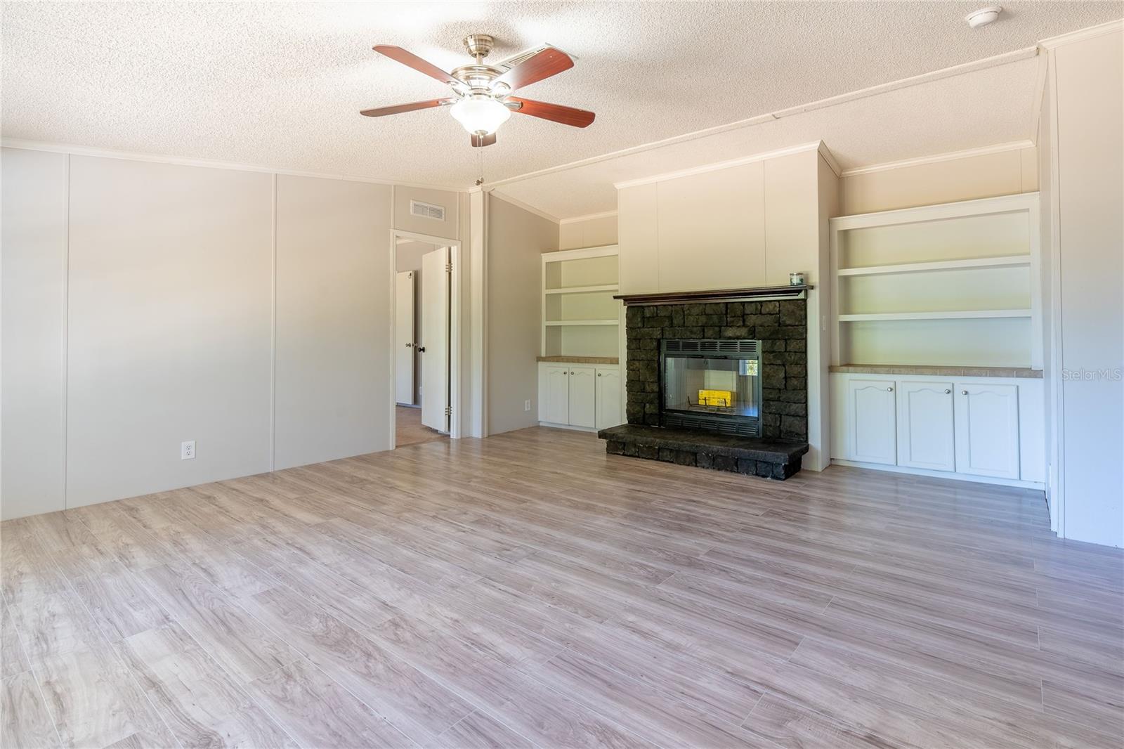 Image 26 of 37 For 13811 County Road 109d