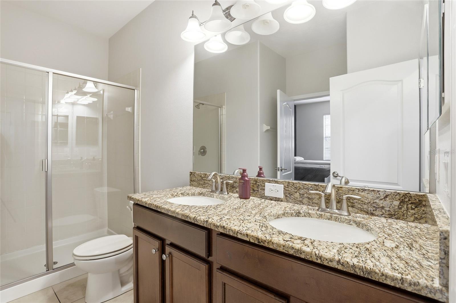 Image 18 of 60 For 9039 Shadow Mountain Street