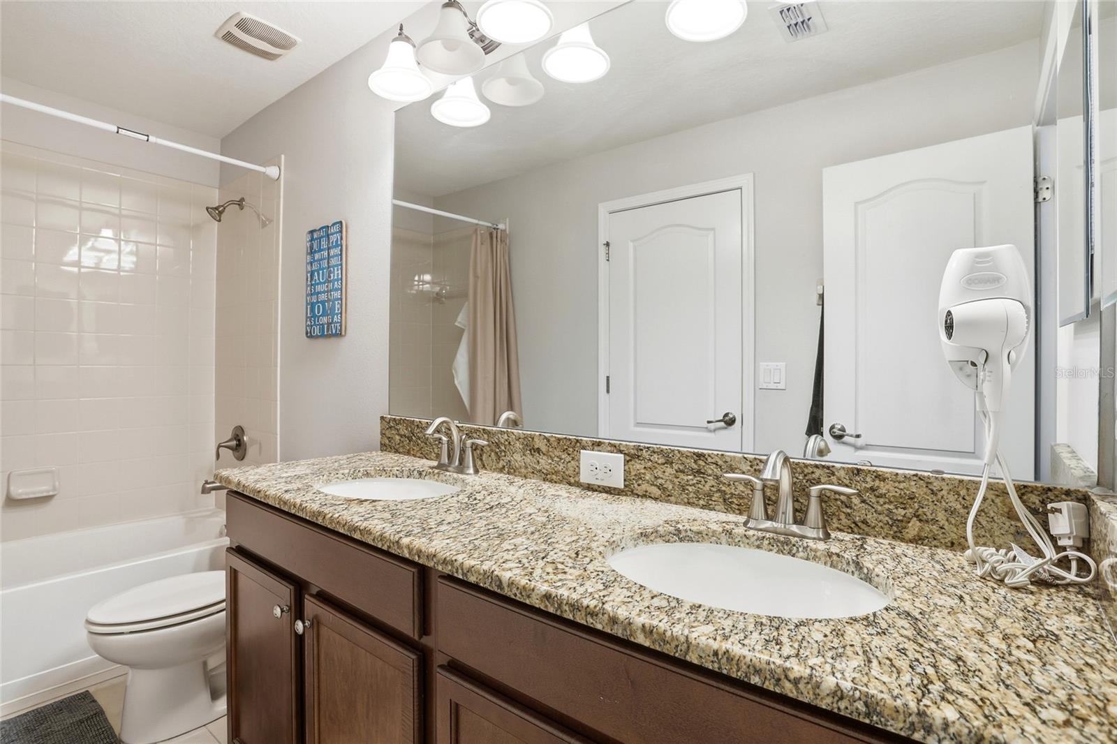 Image 28 of 60 For 9039 Shadow Mountain Street