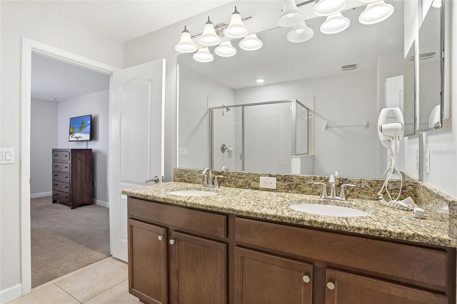 Image 34 of 60 For 9039 Shadow Mountain Street