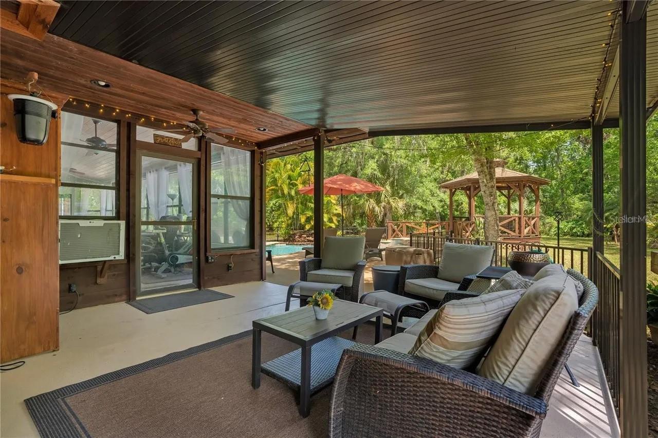 Image 26 of 37 For 120 Bahama Road