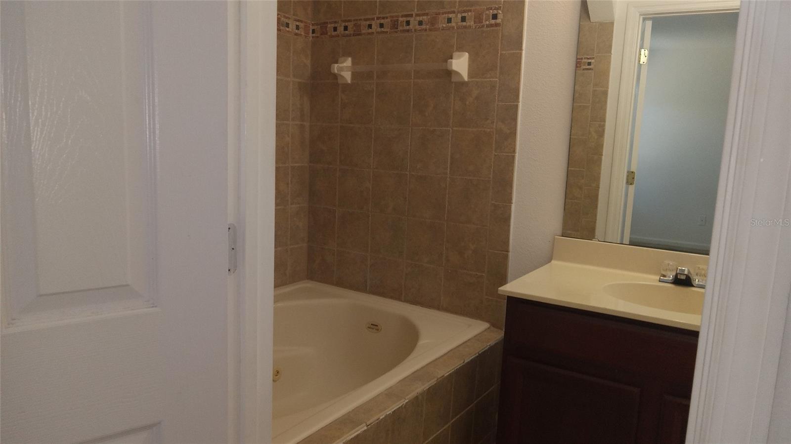 Image 9 of 12 For 10309 Park Commons Drive