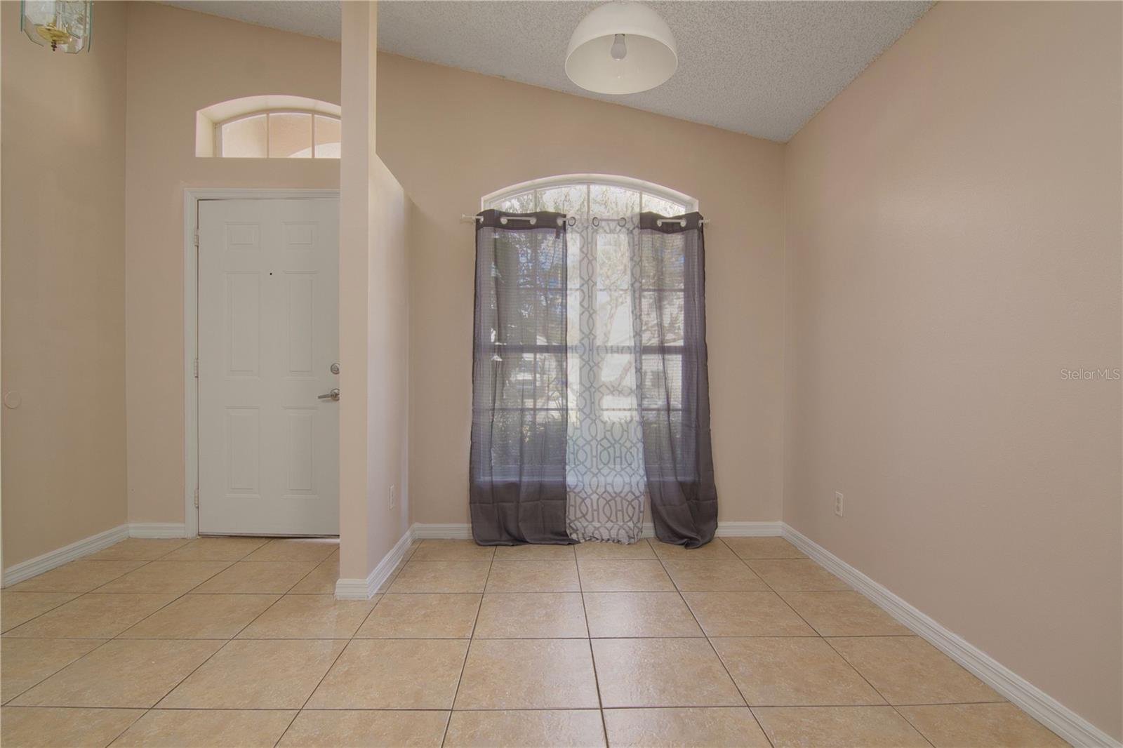 Image 5 of 21 For 2374 Blue Sapphire Circle