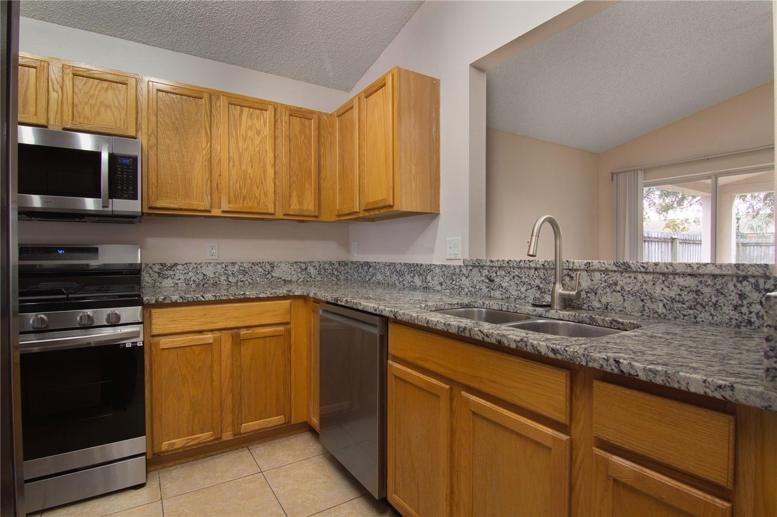 Image 9 of 21 For 2374 Blue Sapphire Circle