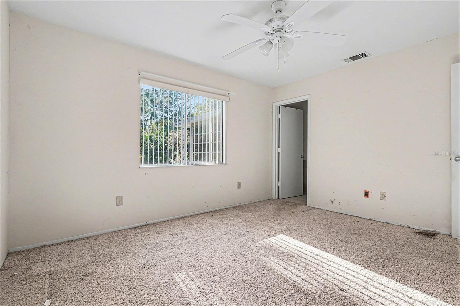 Image 15 of 28 For 1136 Minnet Court Ne