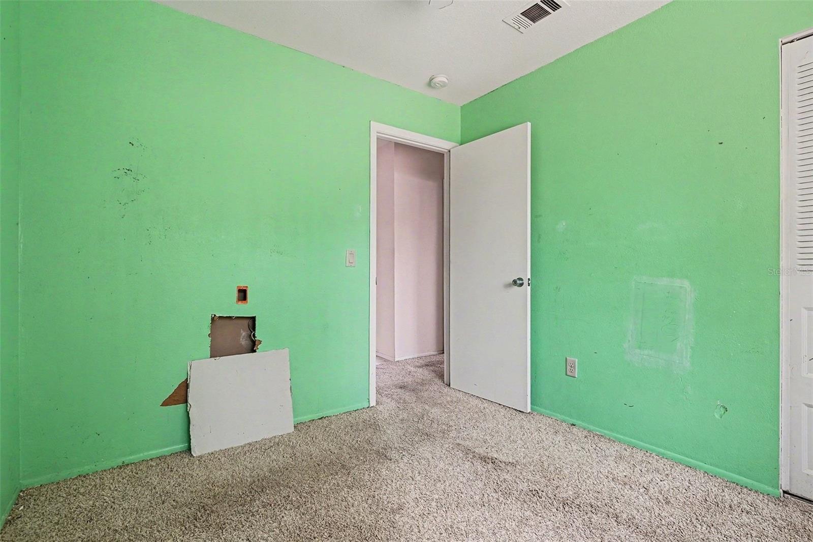 Image 21 of 28 For 1136 Minnet Court Ne