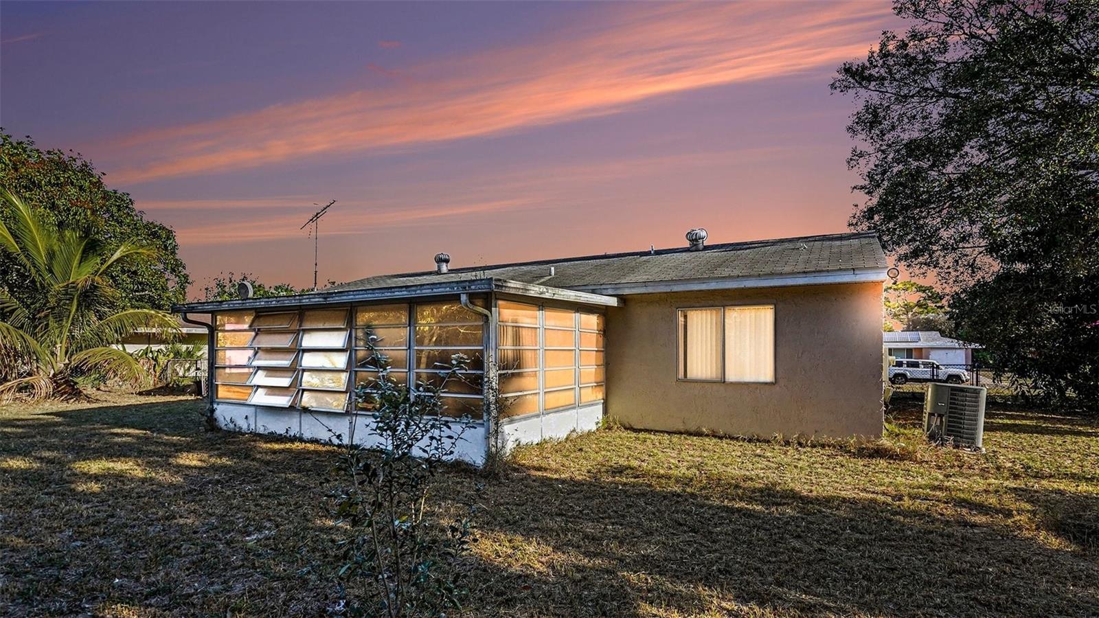 Image 22 of 28 For 1136 Minnet Court Ne