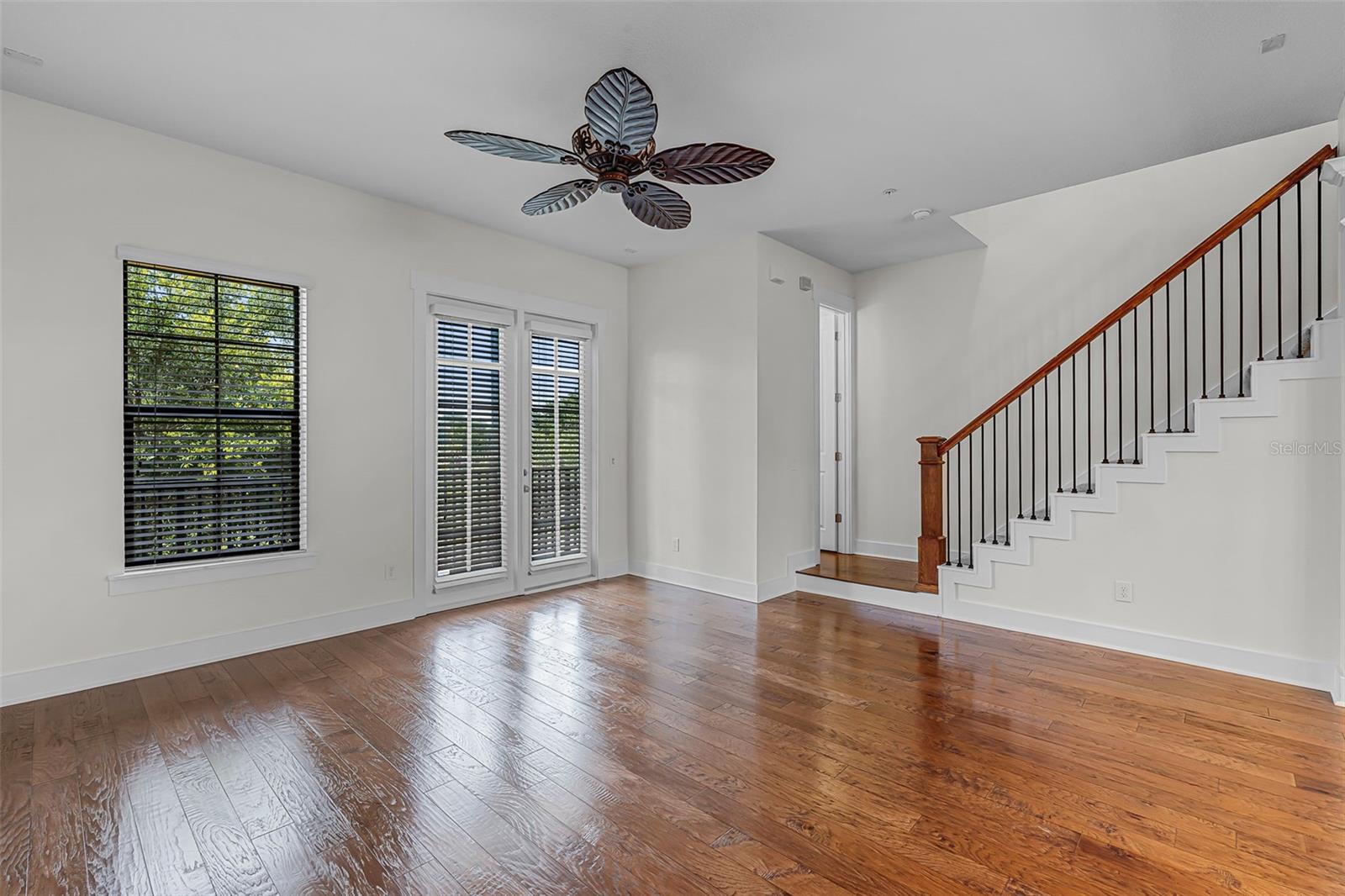 Image 13 of 60 For 4562 Lower Park Road