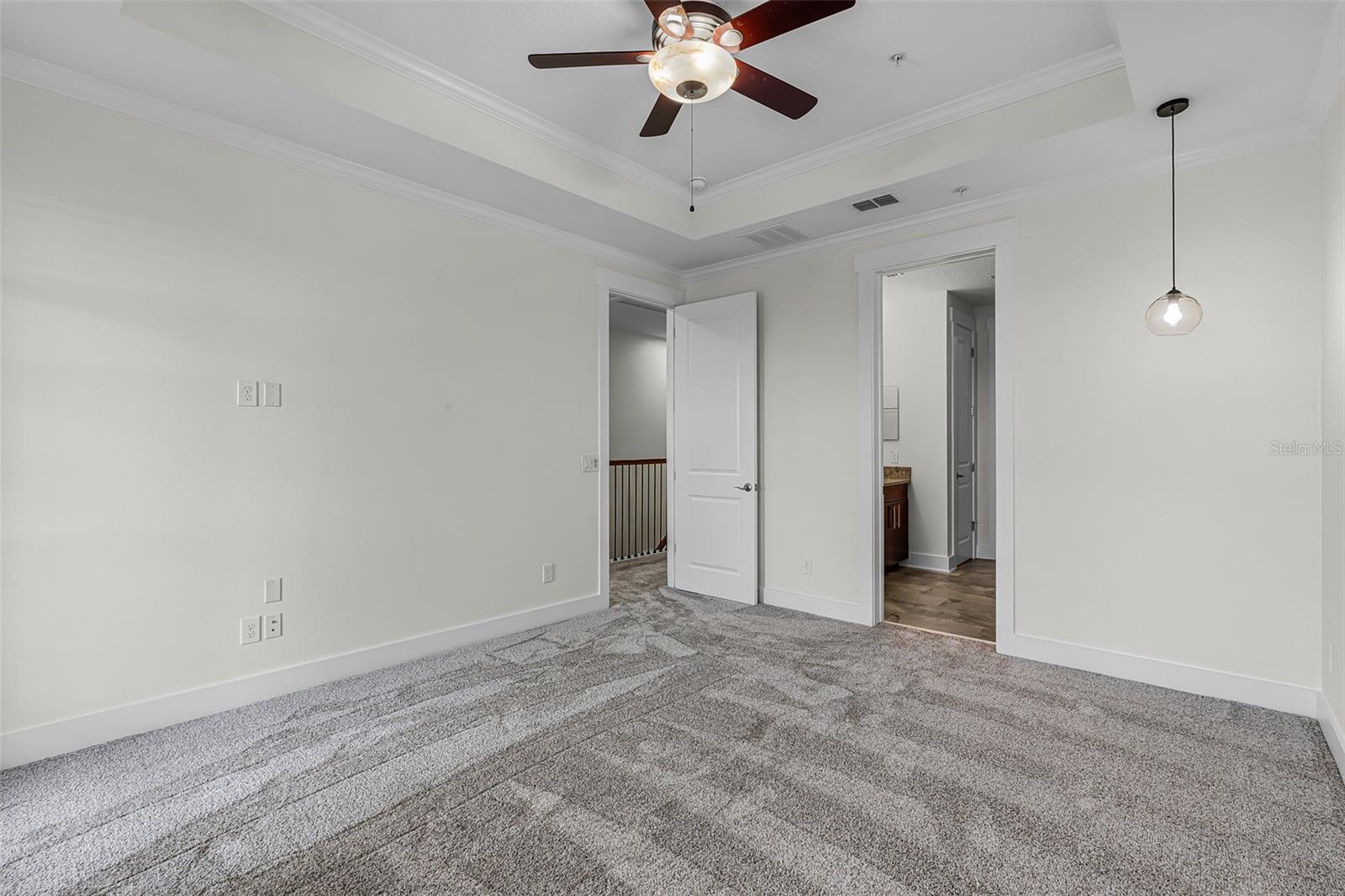 Image 26 of 60 For 4562 Lower Park Road