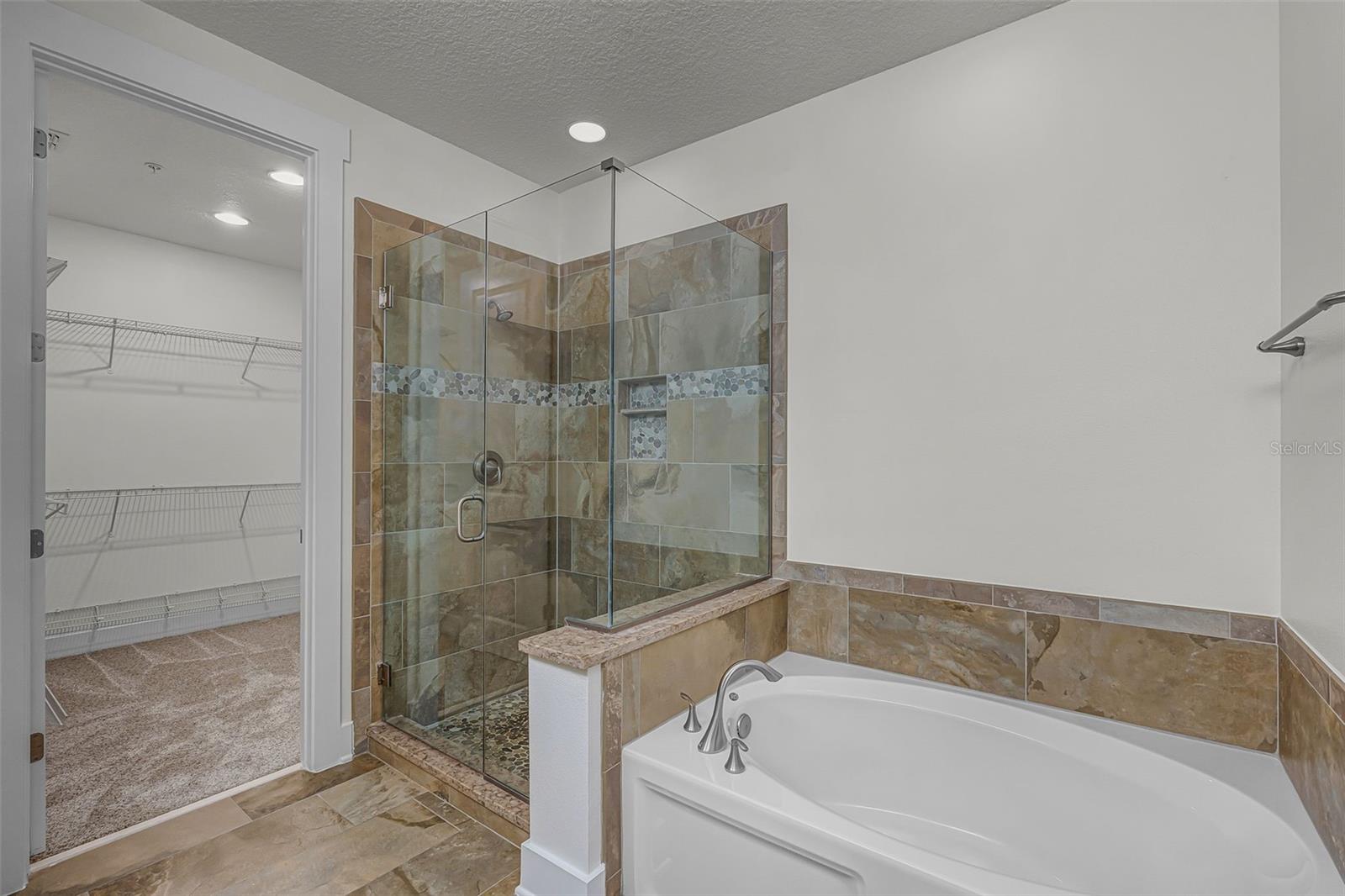 Image 28 of 60 For 4562 Lower Park Road