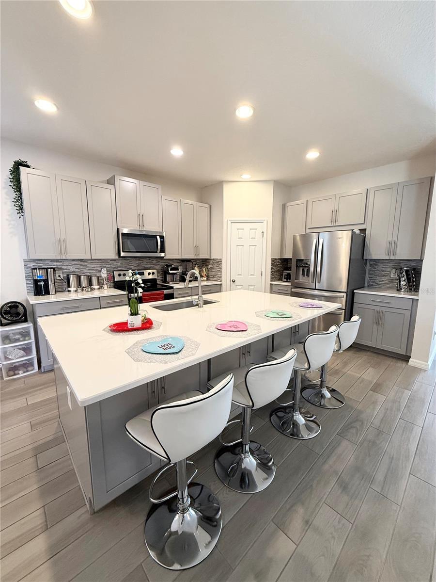 Image 15 of 41 For 16461 Olive Hill Drive