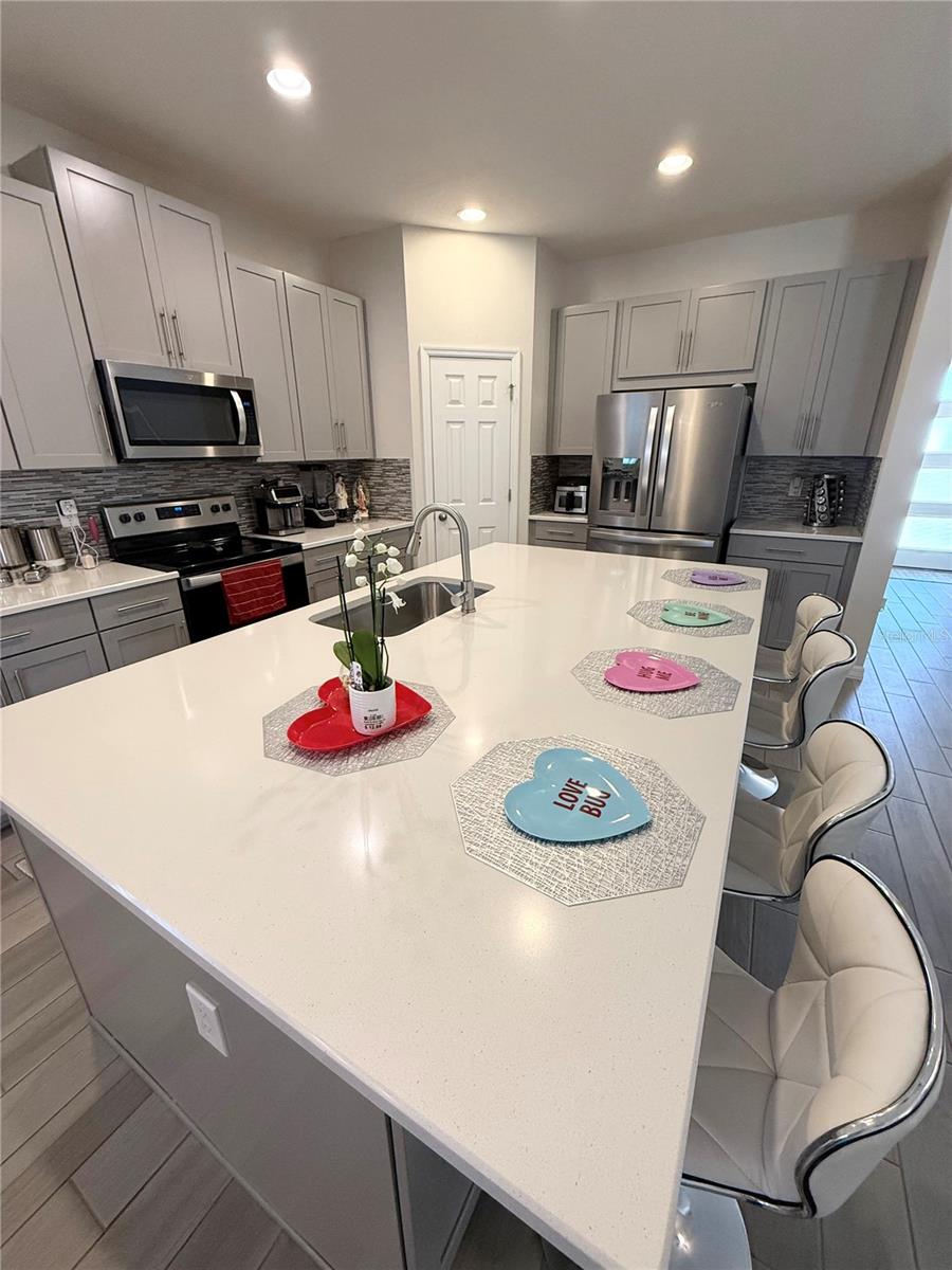 Image 16 of 41 For 16461 Olive Hill Drive