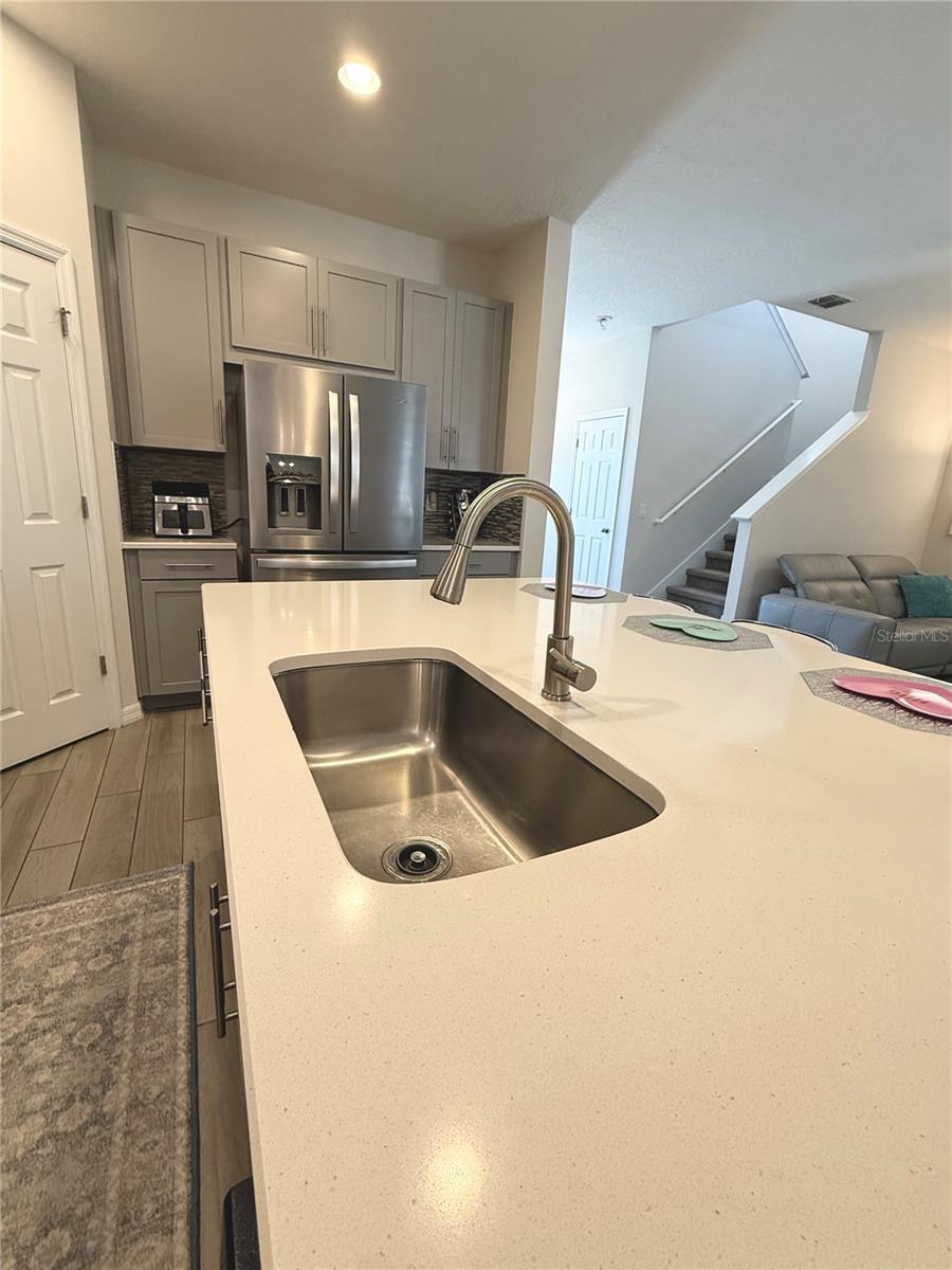 Image 18 of 41 For 16461 Olive Hill Drive