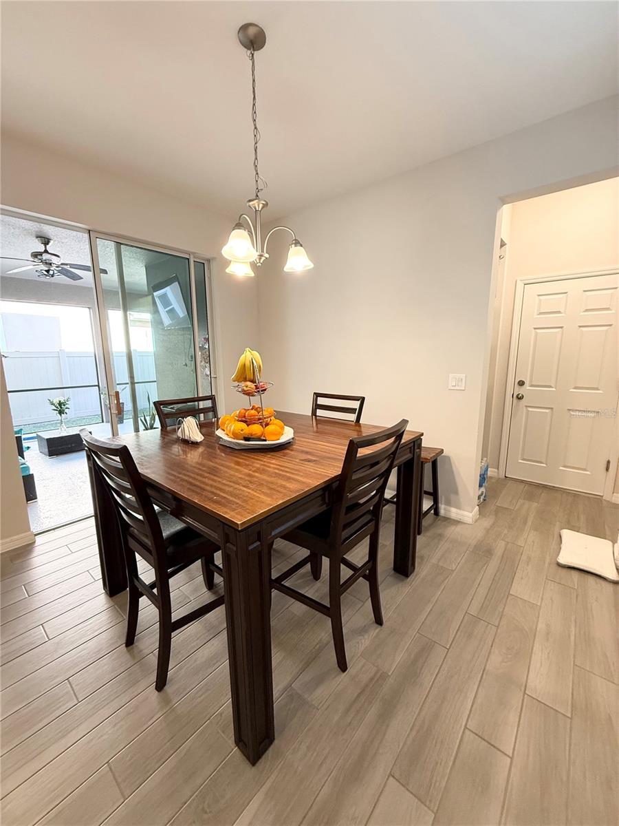 Image 22 of 41 For 16461 Olive Hill Drive