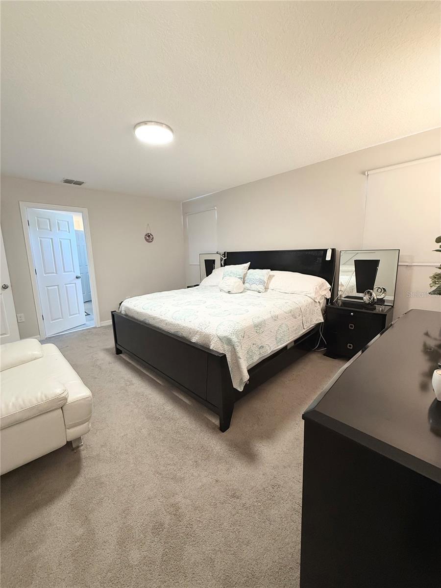 Image 31 of 41 For 16461 Olive Hill Drive