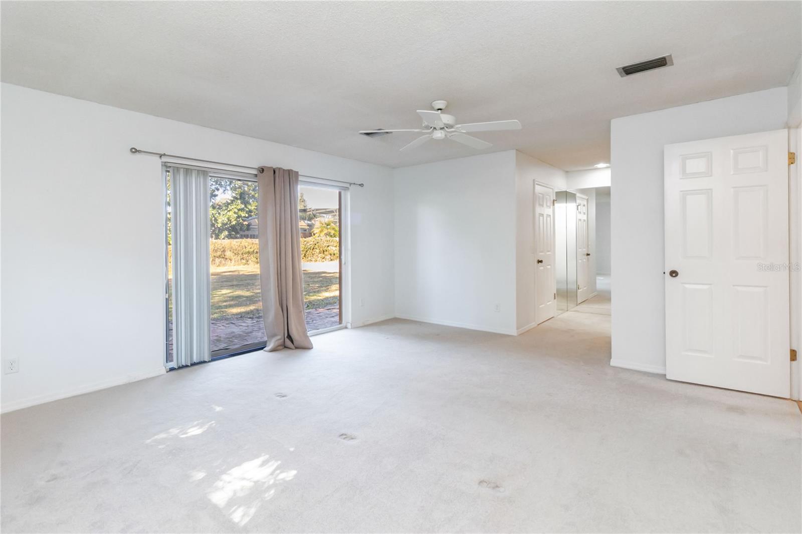 Image 28 of 66 For 924 Wald Road